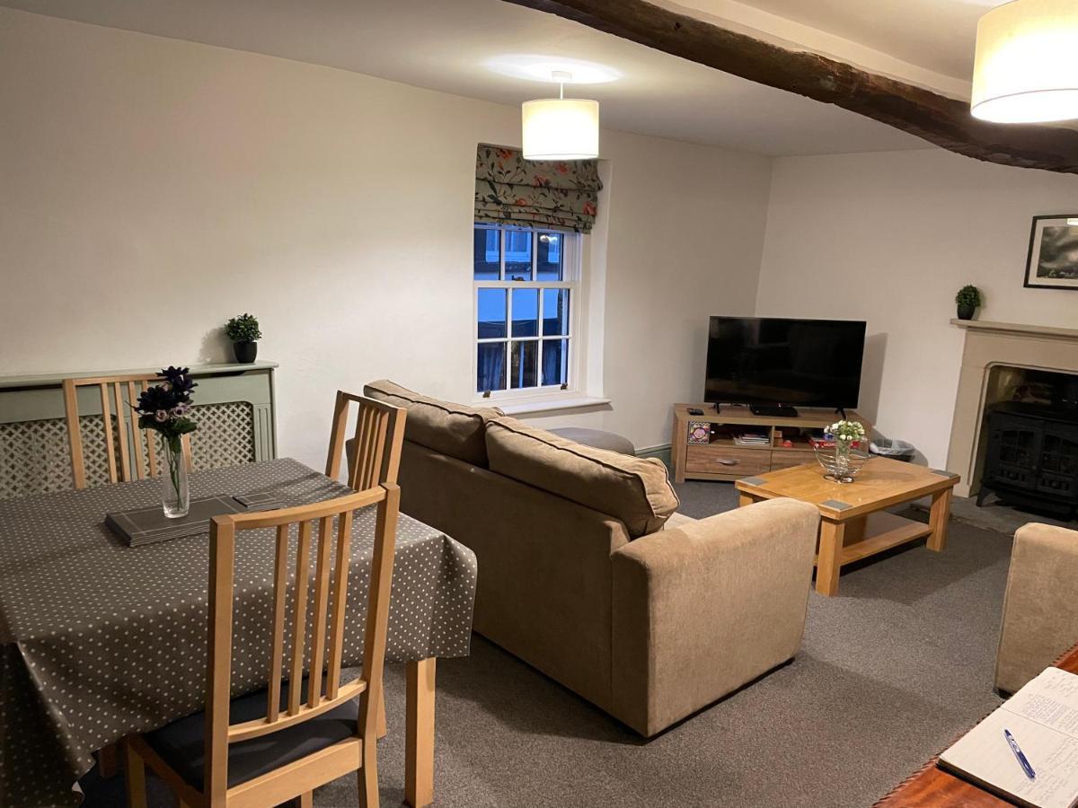 Churchgate Apartment 커크비로즈데일 외부 사진